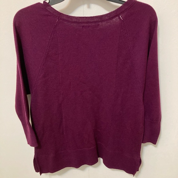 American Eagle Outfitters Lightweight Sweater Top with 3/4 Sleeves in Purple - Picture 2 of 5